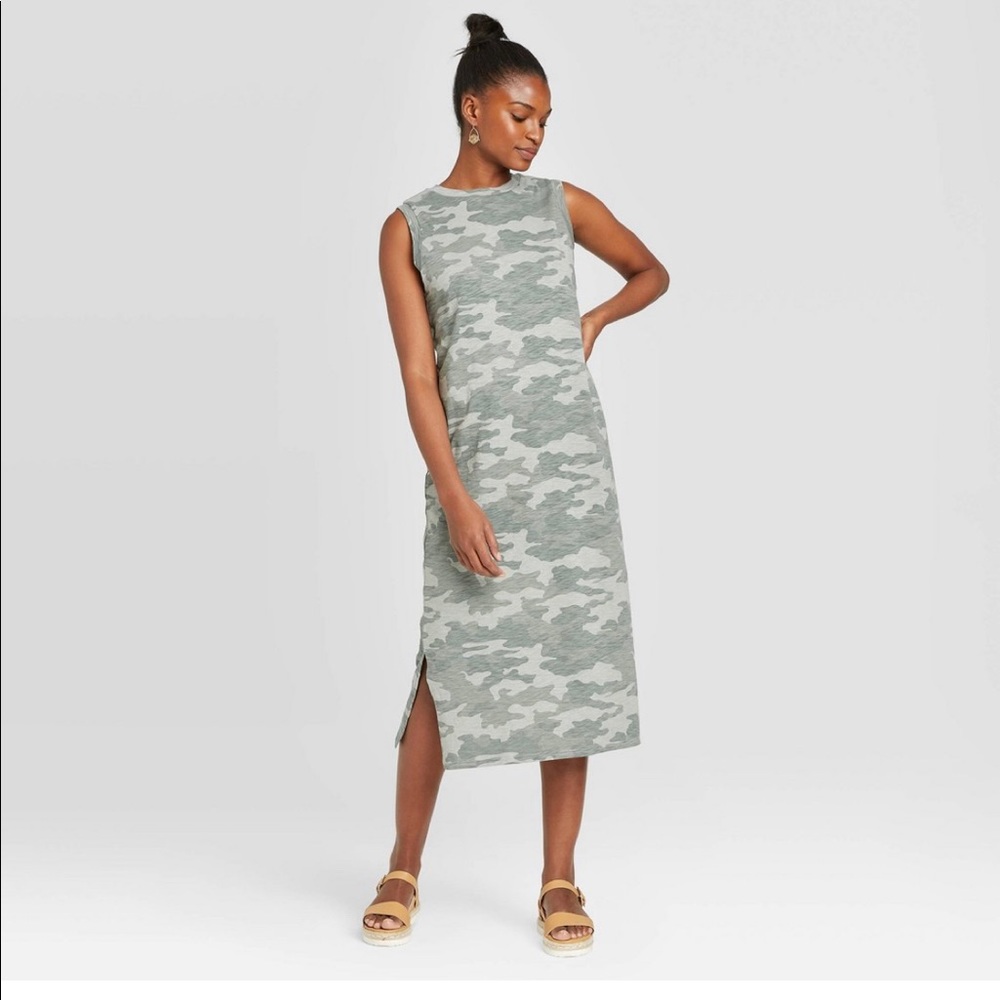 NWT universal thread sleeveless dress